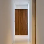 Architectural Poetry In An Unique 3bdrs View Flat Διαμέρισμα *