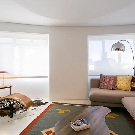 Architectural Poetry In An Unique 3bdrs View Flat Appartement *