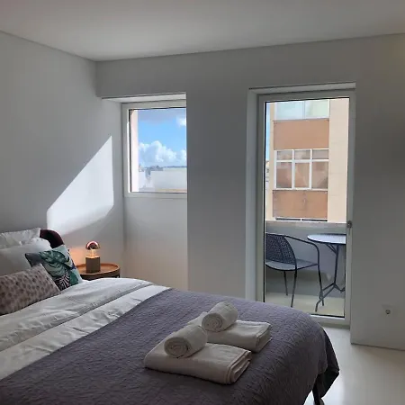 Architectural Poetry In An Unique 3bdrs View Flat *