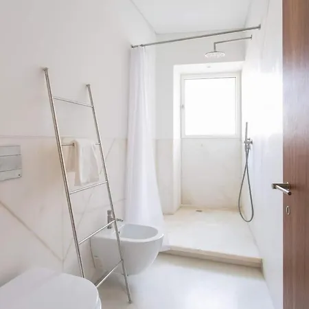 Apartman Architectural Poetry In An Unique 3bdrs View Flat *