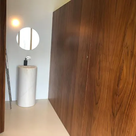 Architectural Poetry In An Unique 3bdrs View Flat Apartment