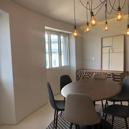 Architectural Poetry In An Unique 3bdrs View Flat