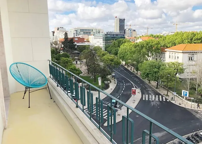 Διαμέρισμα Architectural Poetry In An Unique 3bdrs View Flat